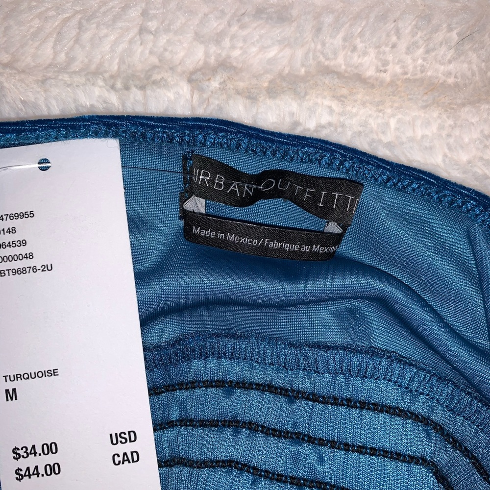 Sheared velvet crop top with blouson bust - Picture 7 of 8